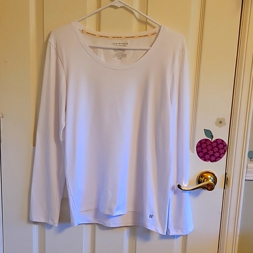 Lucky- XL White Long-Sleeve